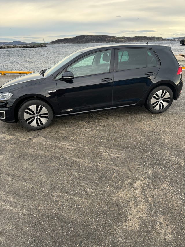 2018 VOLKSWAGEN GOLF - 9