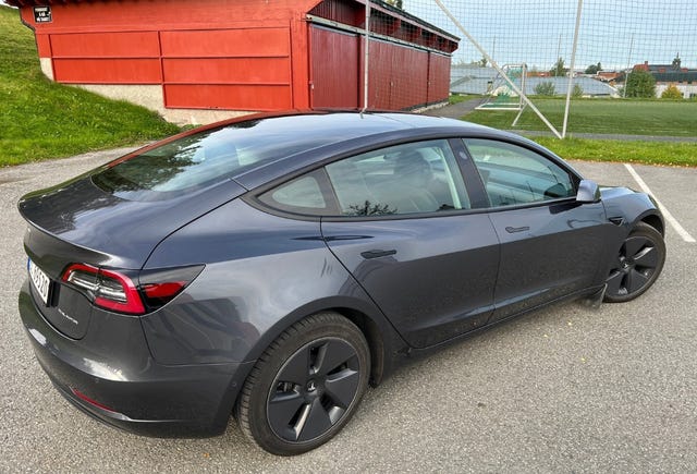 5YJ3E7EB5MF969186 2021 TESLA MODEL 3-2
