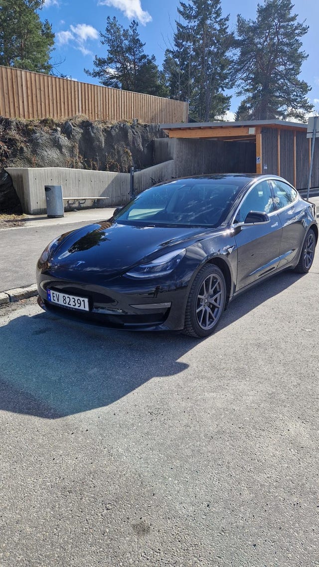 5YJ3E7EB5KF336698 2019 TESLA MODEL 3-0