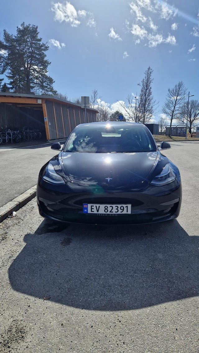 5YJ3E7EB5KF336698 2019 TESLA MODEL 3-1