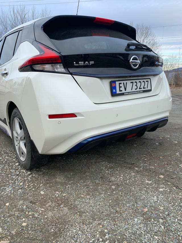 SJNFAAZE1U0004069 2018 NISSAN LEAF-3