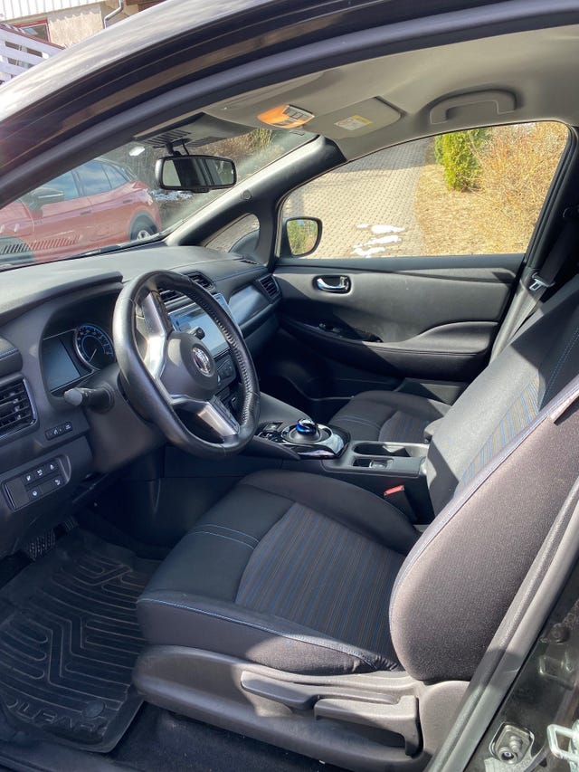 SJNFAAZE1U0005166 2018 NISSAN LEAF-4