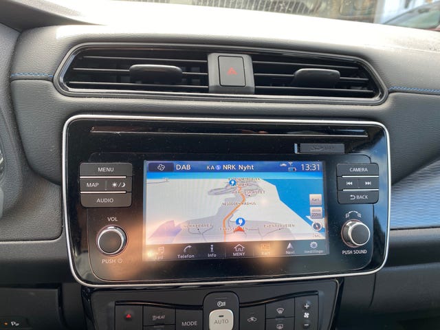 2018 NISSAN LEAF - 10