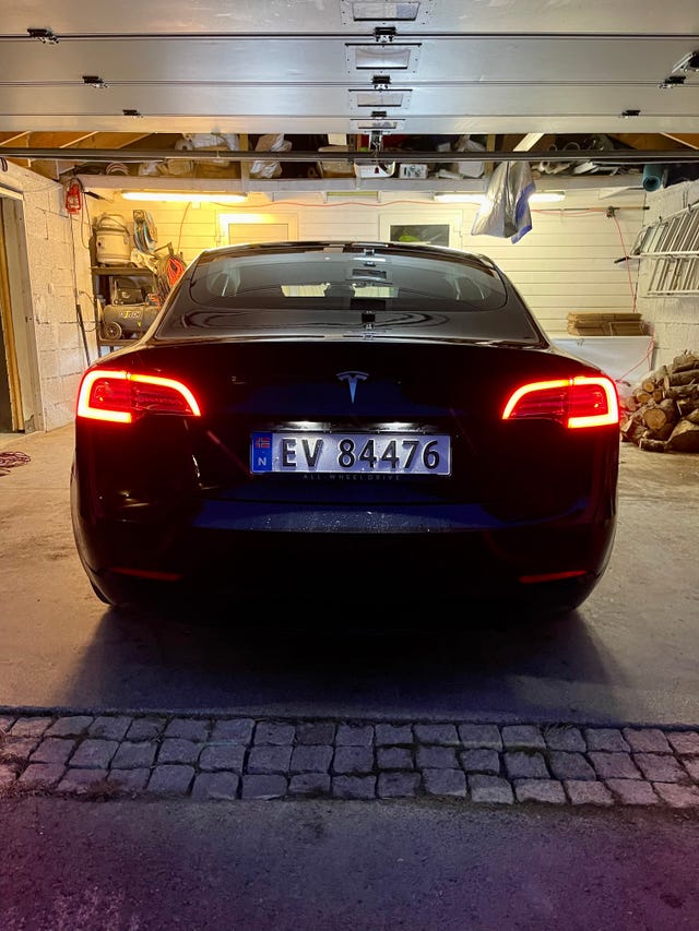 2019 TESLA MODEL 3 - 8