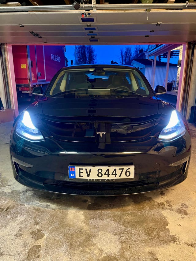 5YJ3E7EA0KF372838 2019 TESLA MODEL 3-1