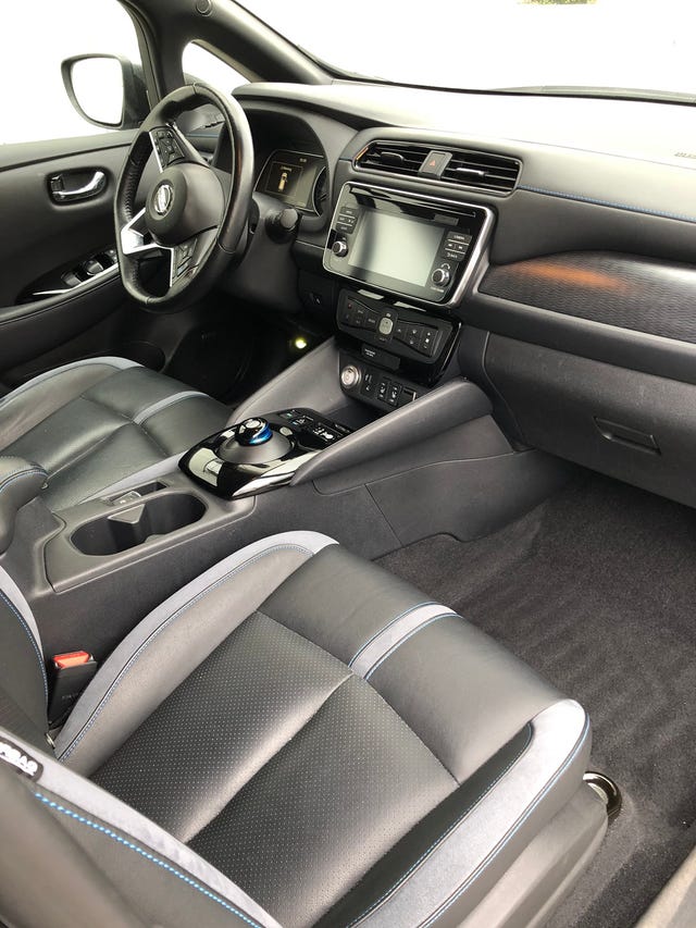 2018 NISSAN LEAF - 19