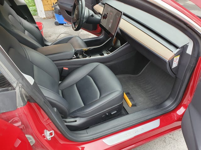2019 TESLA MODEL 3 - 10