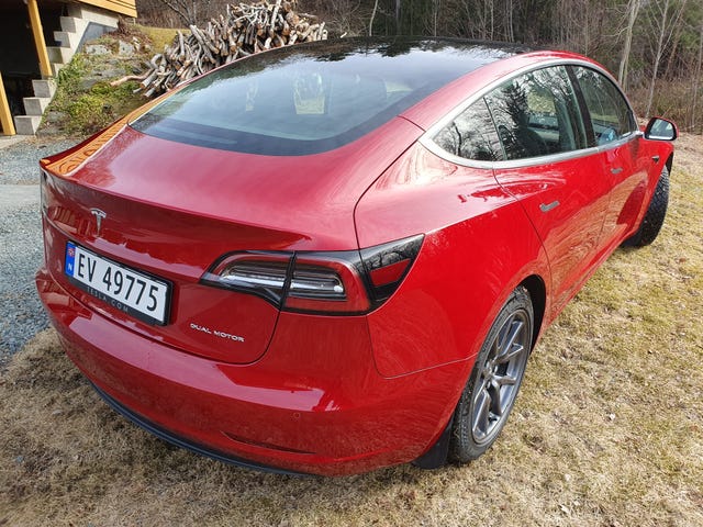 5YJ3E7EB5KF200846 2019 TESLA MODEL 3-5