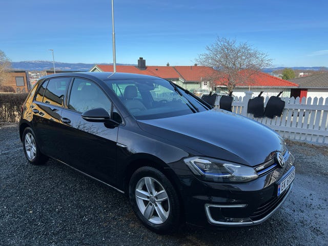 2018 VOLKSWAGEN GOLF - 11