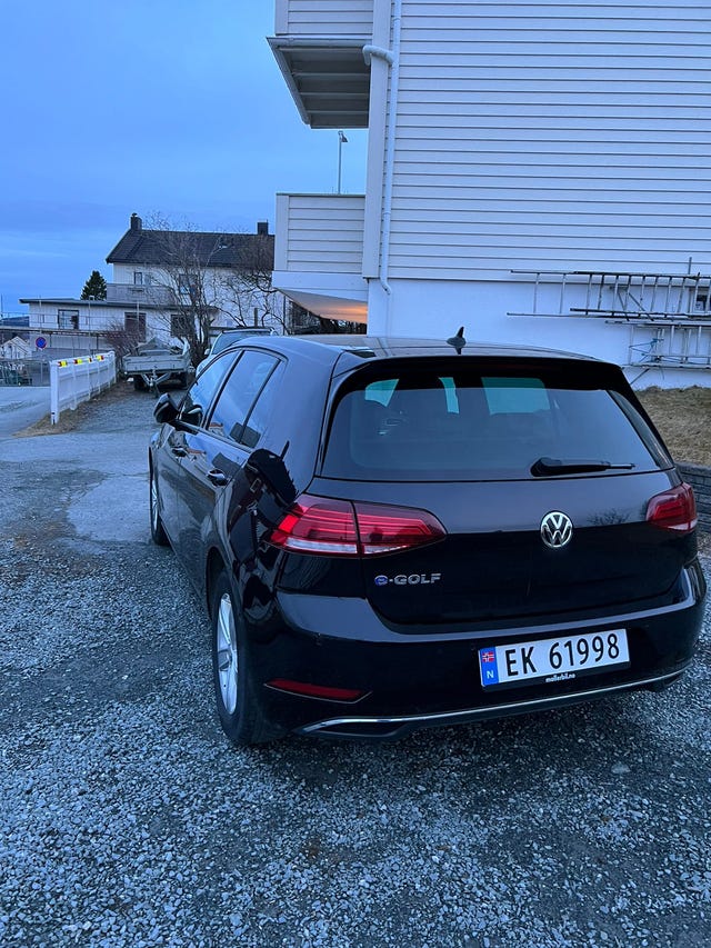 2018 VOLKSWAGEN GOLF - 9