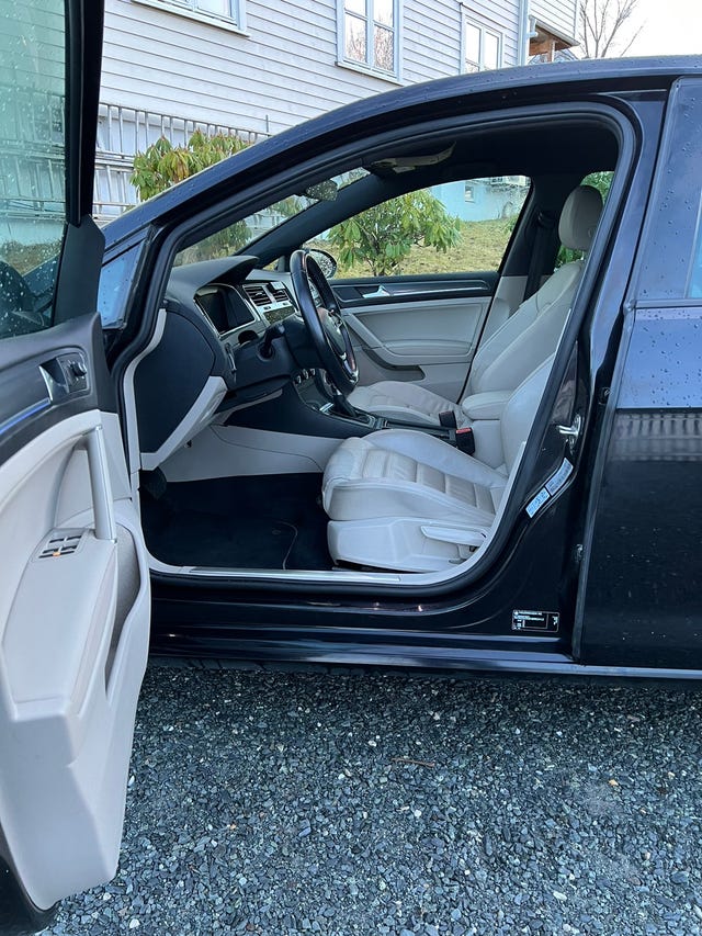 2018 VOLKSWAGEN GOLF - 14