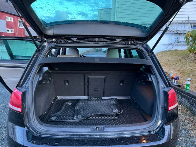 2018 VOLKSWAGEN GOLF - 24