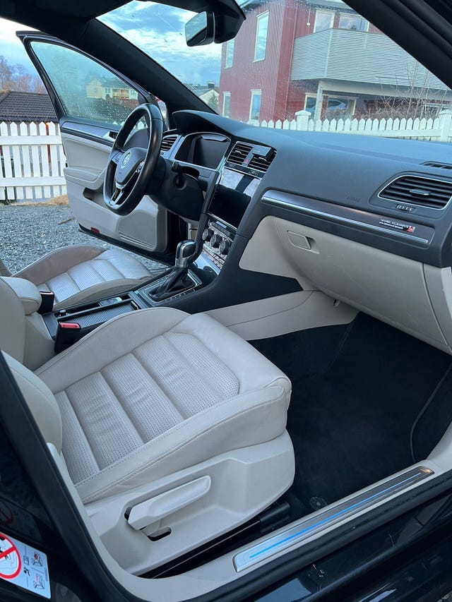 2018 VOLKSWAGEN GOLF - 15