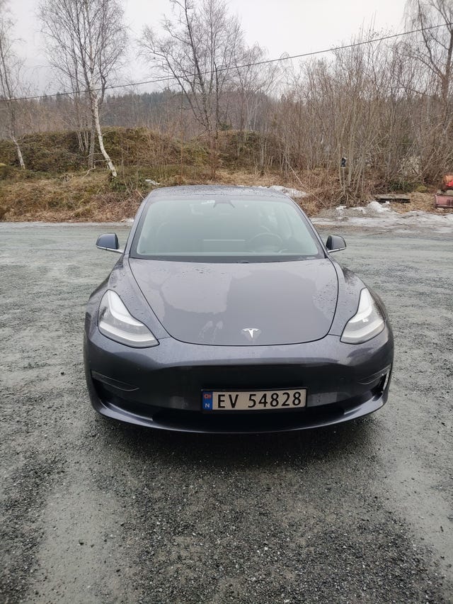 5YJ3E7EB2KF232282 2019 TESLA MODEL 3-0