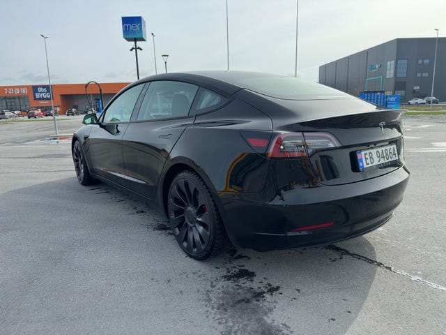 5YJ3E7EC9MF893321 2021 TESLA MODEL 3-2