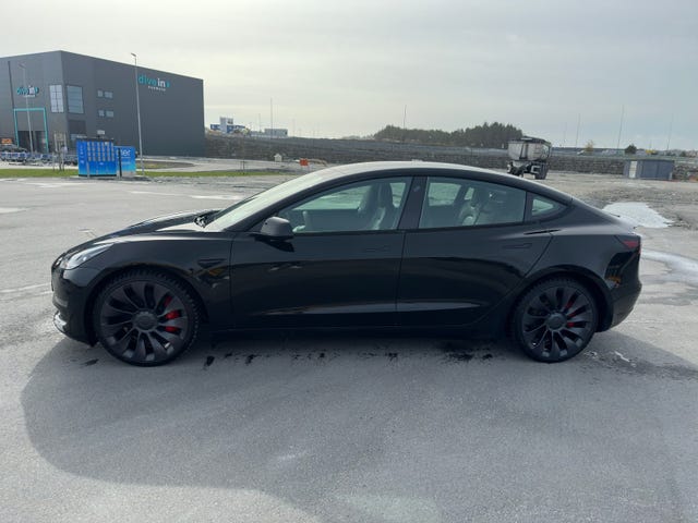 5YJ3E7EC9MF893321 2021 TESLA MODEL 3-1