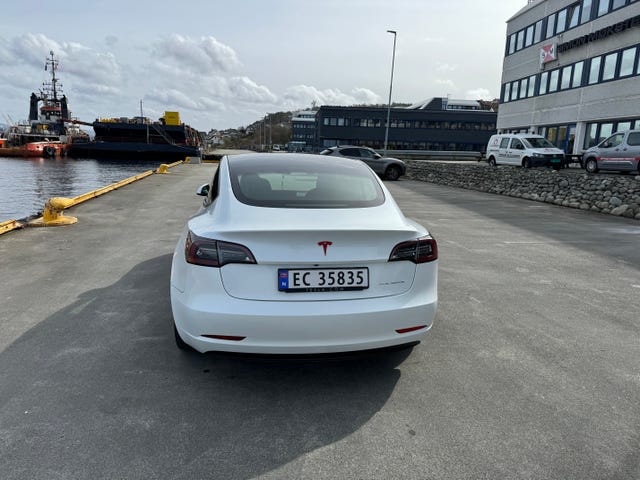 5YJ3E7EB9MF891284 2021 TESLA MODEL 3-5