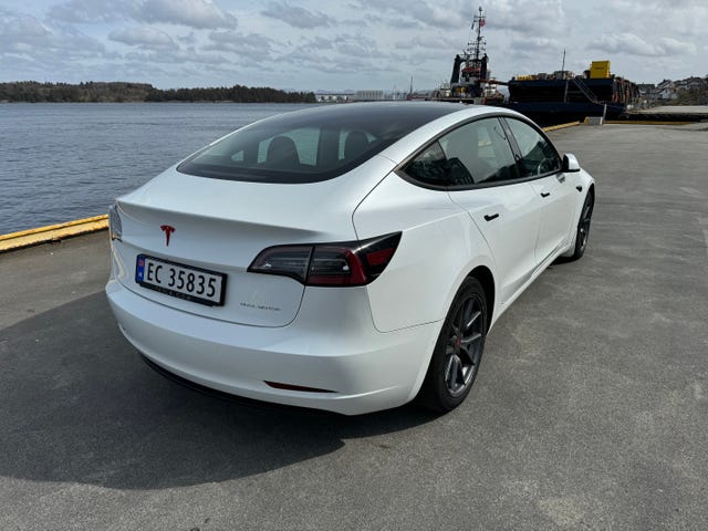 5YJ3E7EB9MF891284 2021 TESLA MODEL 3-2