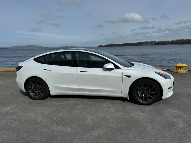 5YJ3E7EB9MF891284 2021 TESLA MODEL 3-1