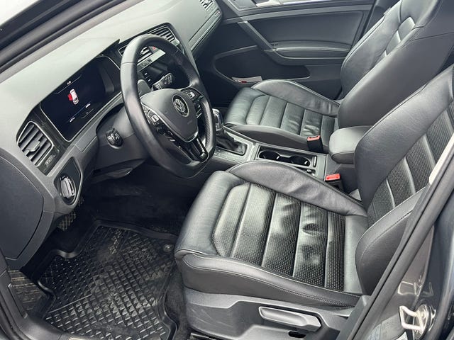 2018 VOLKSWAGEN GOLF - 10