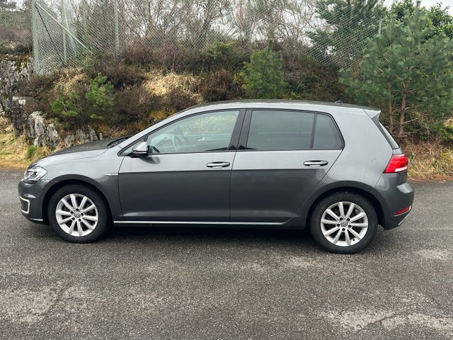 2018 VOLKSWAGEN GOLF - 16