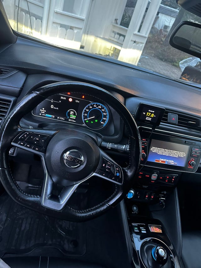 2018 NISSAN LEAF - 13