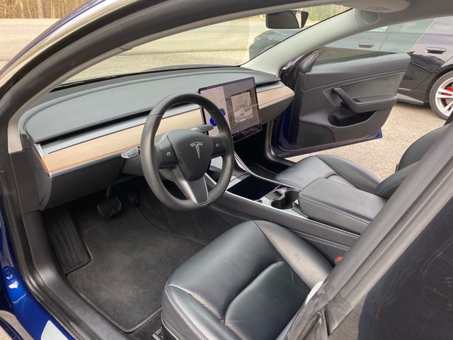 2019 TESLA MODEL 3 - 8