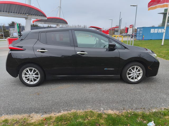 SJNFAAZE1U0009963 2018 NISSAN LEAF-5