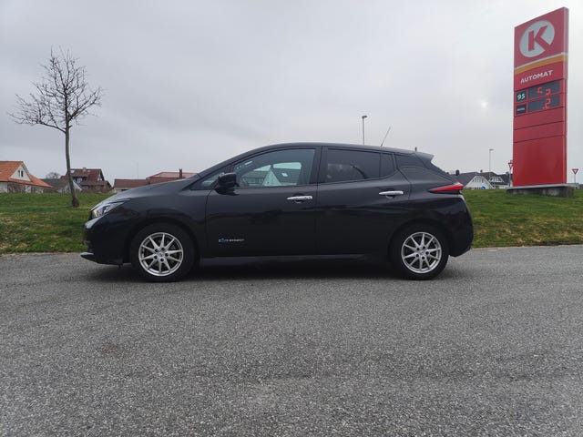 SJNFAAZE1U0009963 2018 NISSAN LEAF-1