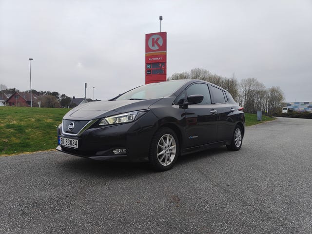 SJNFAAZE1U0009963 2018 NISSAN LEAF-0