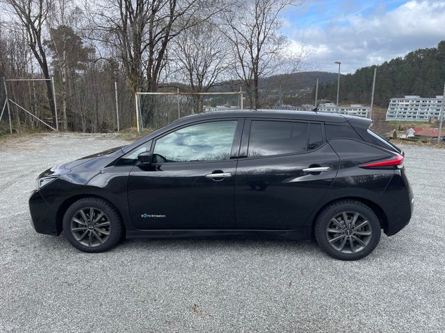 SJNFAAZE1U0000316 2018 NISSAN LEAF-4