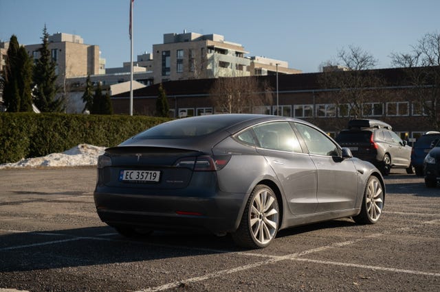 2021 TESLA MODEL 3 - 9