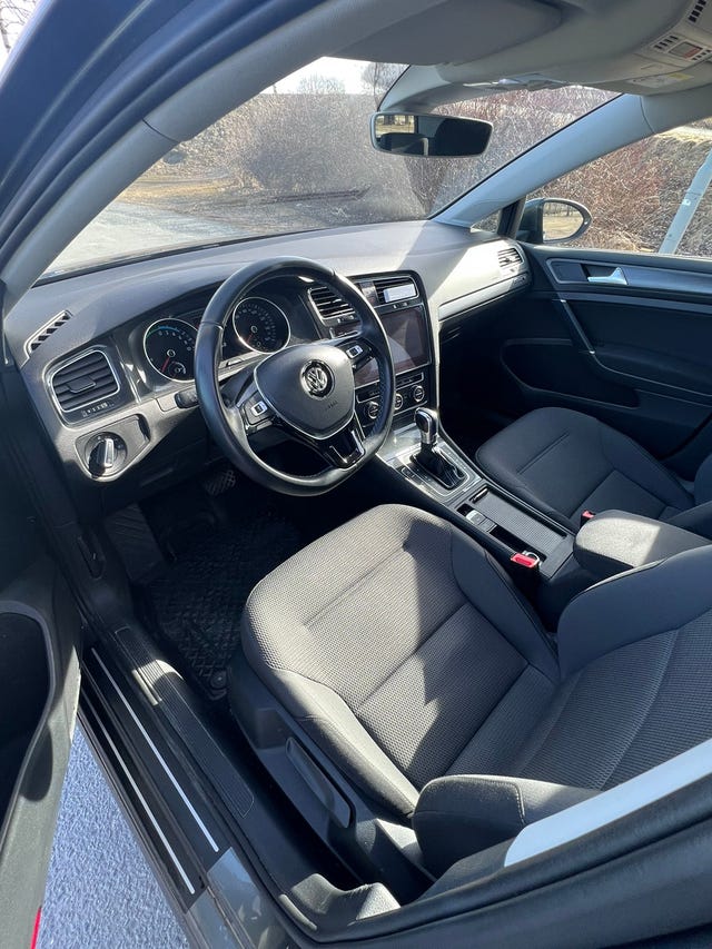 2019 VOLKSWAGEN GOLF - 9