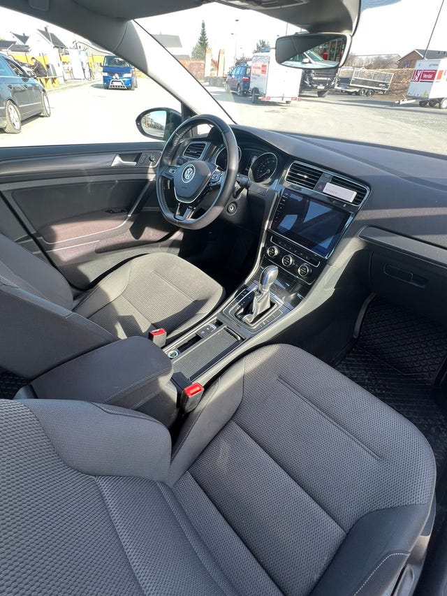 2019 VOLKSWAGEN GOLF - 10
