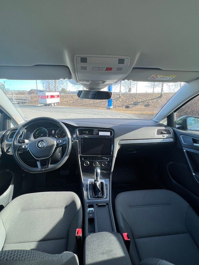 2019 VOLKSWAGEN GOLF - 7