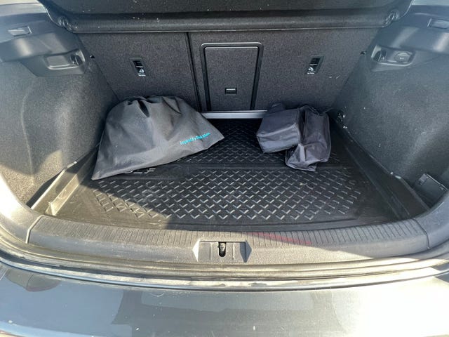 2019 VOLKSWAGEN GOLF - 14