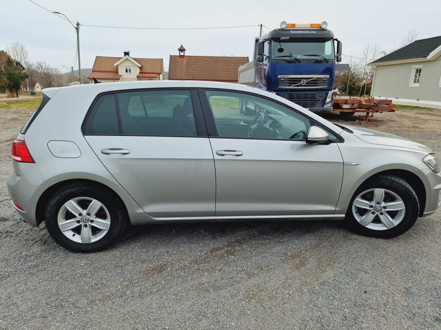 2019 VOLKSWAGEN GOLF - 9