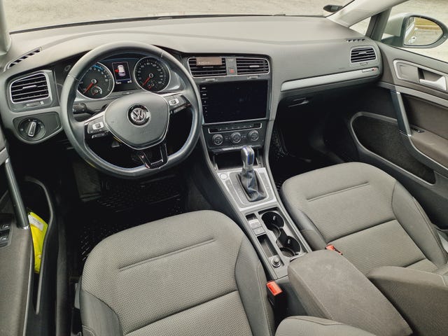 2019 VOLKSWAGEN GOLF - 16
