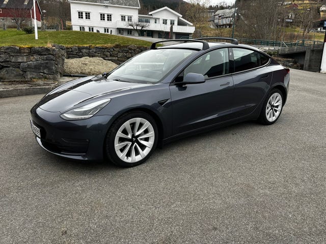 5YJ3E7EB2MF825661 2021 TESLA MODEL 3-2