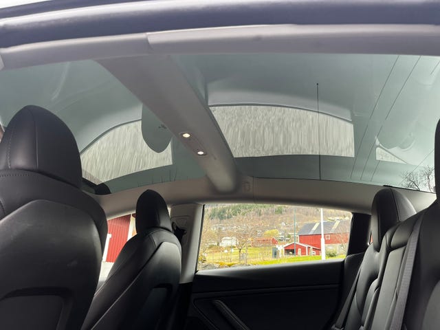 2021 TESLA MODEL 3 - 27