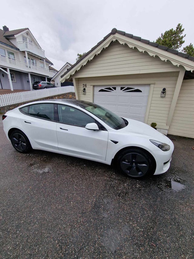LRW3E7FAXMC239080 2021 TESLA MODEL 3-0