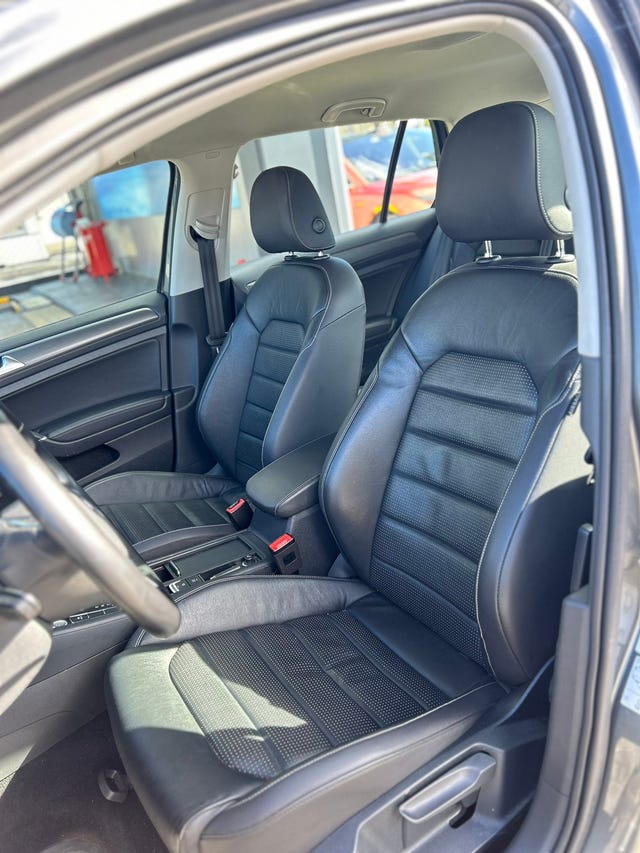 WVWZZZAUZKW915809 2019 VOLKSWAGEN GOLF-4