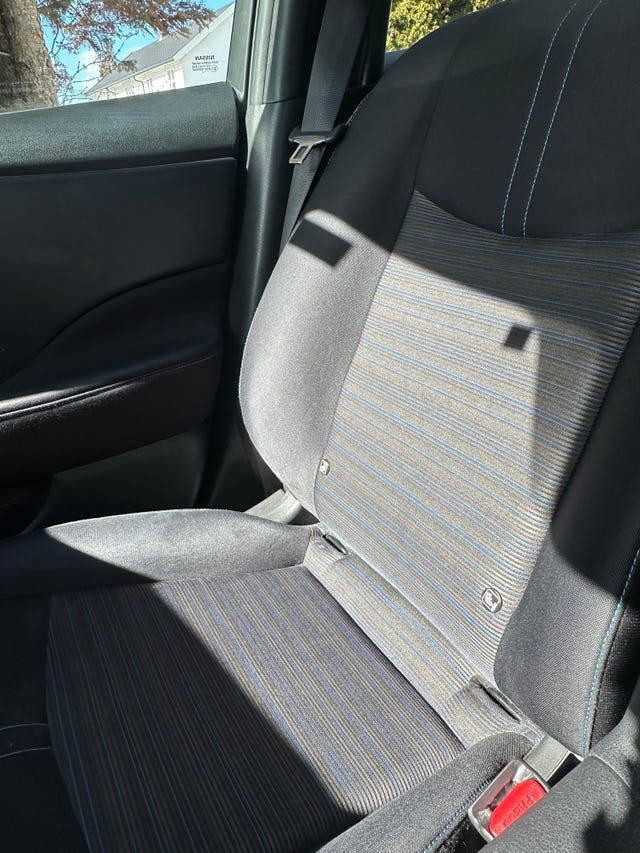 2018 NISSAN LEAF - 28