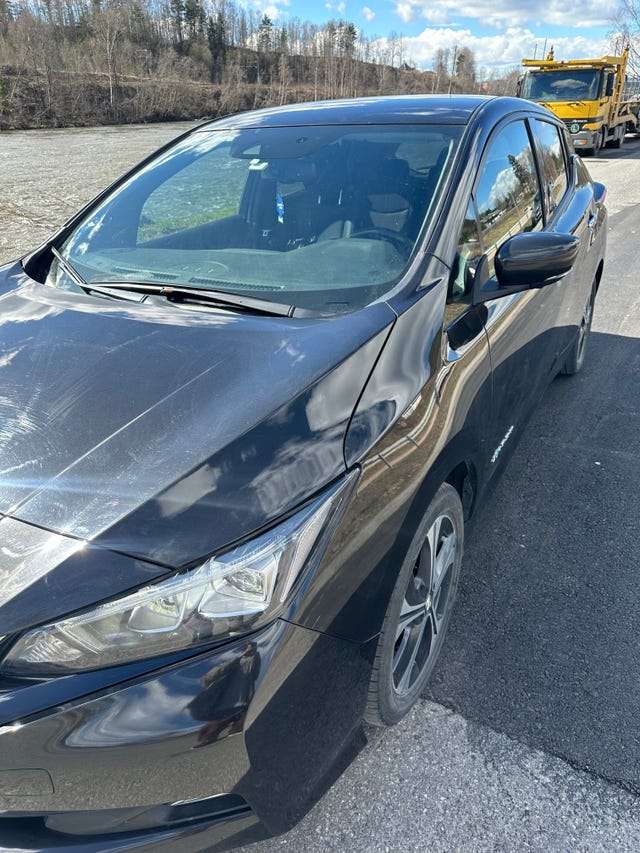 2018 NISSAN LEAF - 16