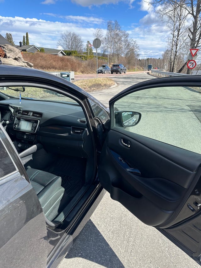 2018 NISSAN LEAF - 20
