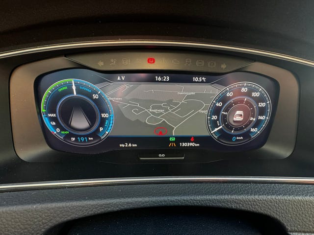 2018 VOLKSWAGEN GOLF - 18