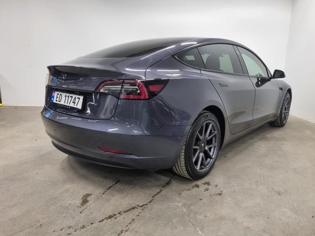 2021 TESLA MODEL 3 - 11