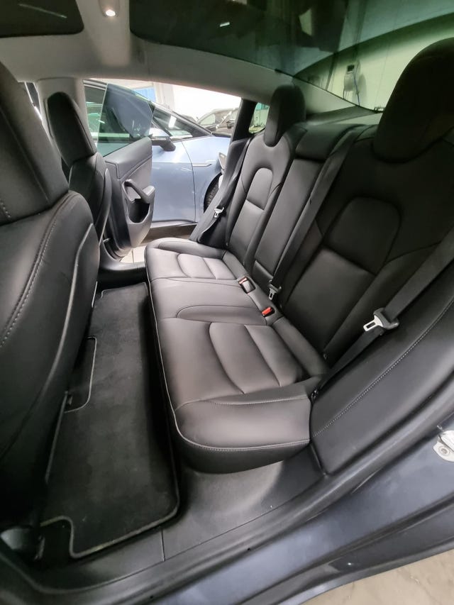 2021 TESLA MODEL 3 - 21