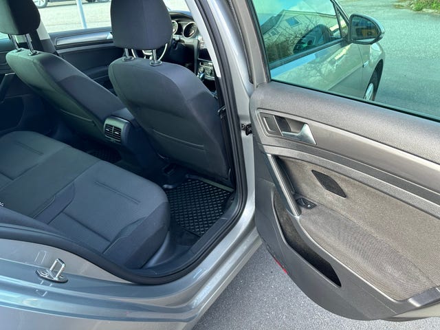 2019 VOLKSWAGEN GOLF - 33