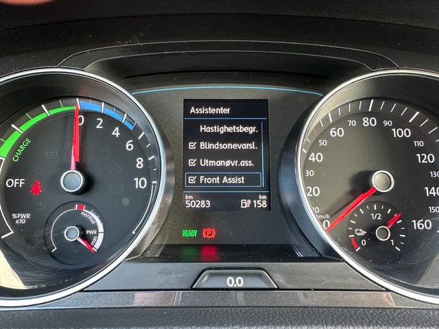 2019 VOLKSWAGEN GOLF - 24